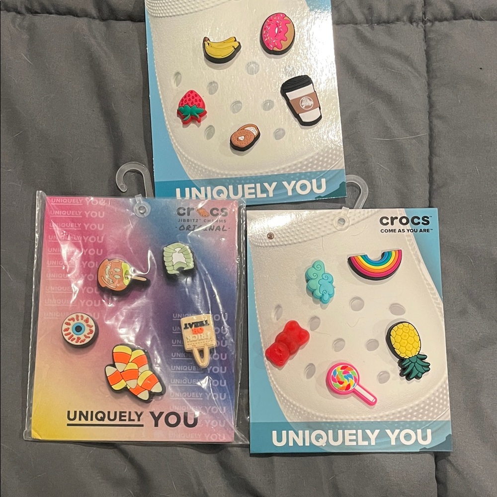 CROCS Kids Jibbitz Charm Set - Rainbow, Pink, Yellow, Red, Blue
